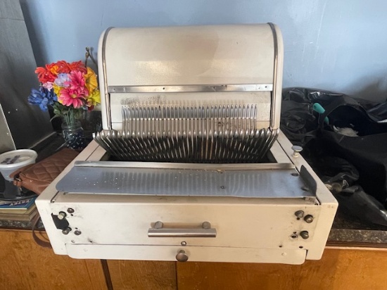 BERKEL MB BREAD SLICER, 7/16", 1/3HP