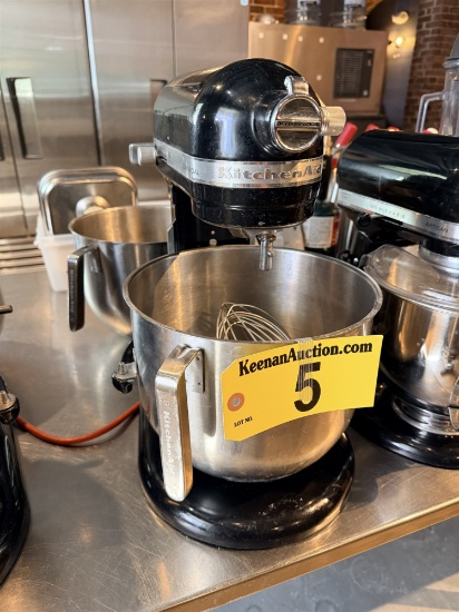 KITCHENAID COMMERCIAL 8 QT MIXER, ATTACHEMENTS