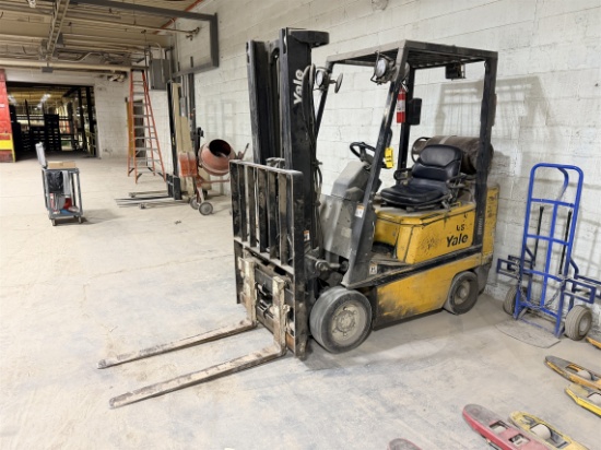 Yale Model G1c040afnuaf082 Forklift