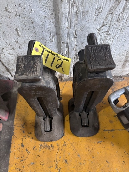Bid Price X 2 - (2) Simplex No.4 10-Ton Trailer Jacks
