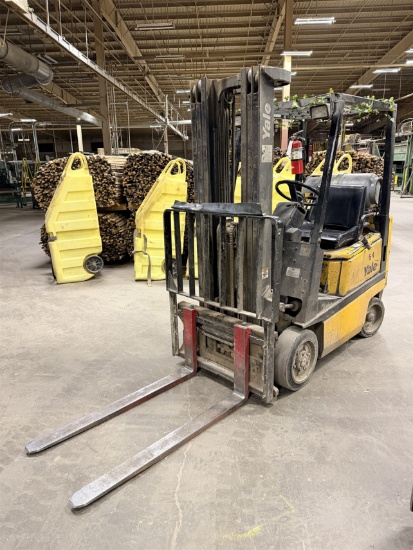 Yale Model Glc030bfnuae082 Forklift - Needs Jump