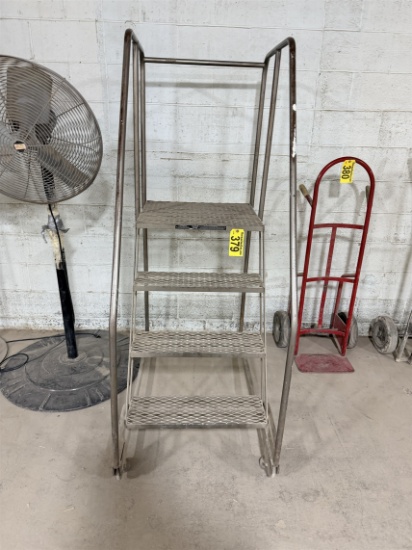 Cotterman 4' Rolling Stock Ladder, 350lb Capacity