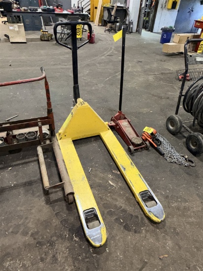 Yale 5500lb Hydraulic Pallet Jack