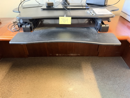 Mount-It! Ergonomic Stand Up Desk