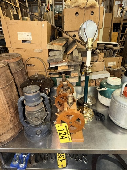 Lot: 5-Assorted Table Lamps, Dietz No. 2 Lantern