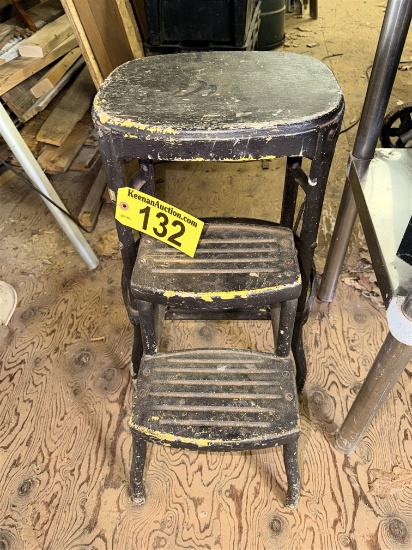 Metal Folding Step Stool