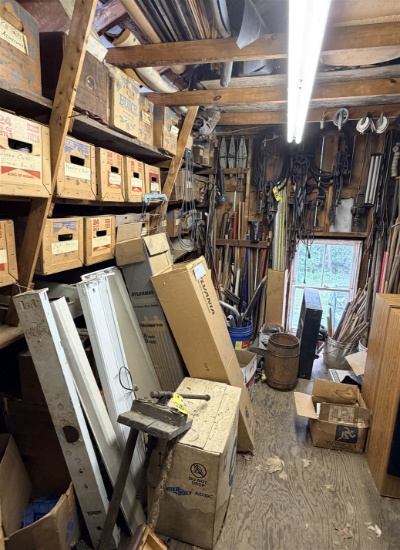 Contents In Corner Of Room: