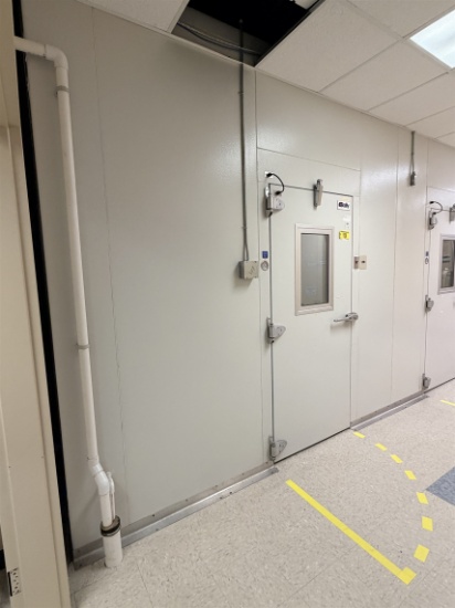 BALLY 10'8" X 9'4" X 10.5'H WALK-IN COOLER