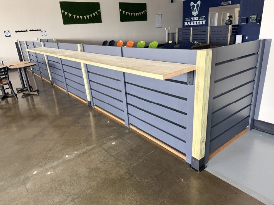 LOT: APPROXIMATELY 85' OF FENCE PANELS W/ 4-GATES