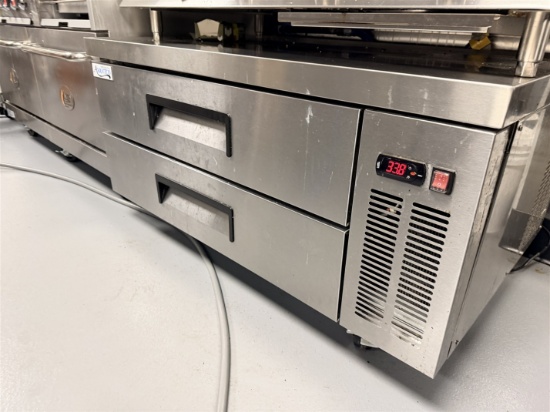 AVANTCO 2-DRAWER REFRIGERATED CHEF BASE