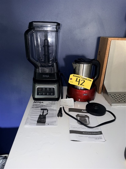 LOT OF 3-ASSORTED COUNTERTOP KITCHEN APPLIANCES: