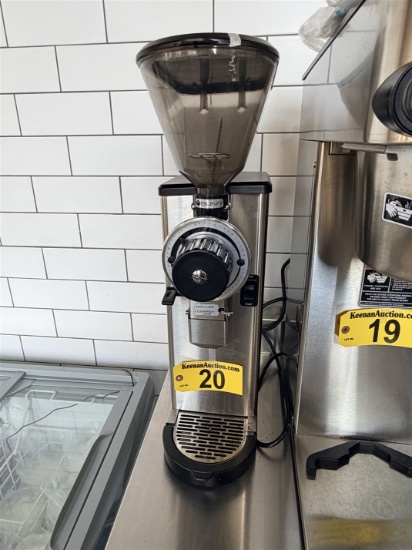 BUNN GVH-3 COUNTERTOP COFFEE GRINDER