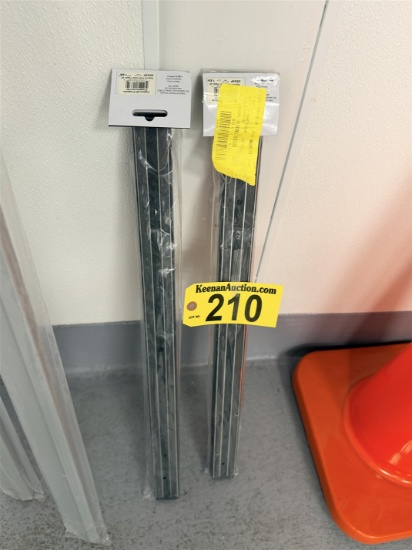 BID PRICE X 2 - (2) TABLECRAFT 24" MAGNETIC KNIFE BARS