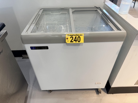 Master-Bilt Coldin-3 Series Slide-Top Display Freezer
