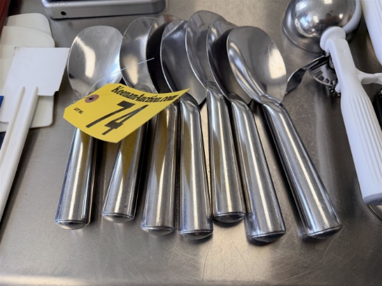 BID PRICE X 7 - (7) S/S ICE CREAM SPADES
