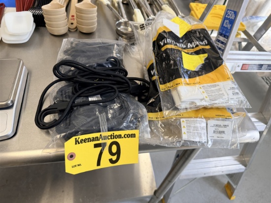 Lot Of 4-Vinyl Bib Aprons, Bungee Cords