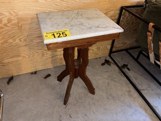 MARBLE TOP SINGLE PEDESTAL TABLE, 14" X 18" X 27.5"H