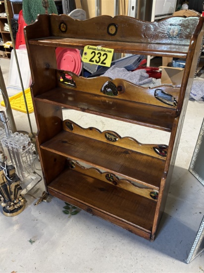 HUNTING THEMED BOOK SHELF