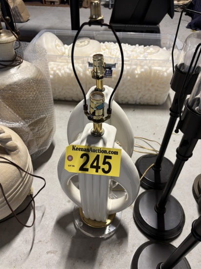 BID PRICE X 2 - (2) DECORATIVE TABLE LAMPS, 29"H