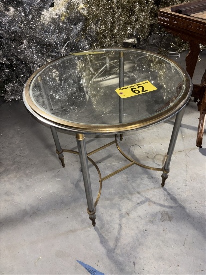 METAL 4-LEG SIDE TABLE W/ GLASS TOP, 24" DIA. X 26"H
