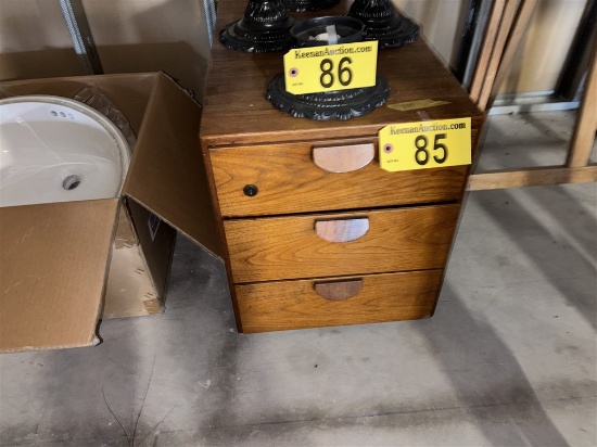 3-DRAWER WOODEN CABINET, 16.5" X 29.5" X 18.25"H