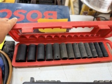 PITTSBURGH 13PC DEEP WELL IMPACT SAE SOCKET SET