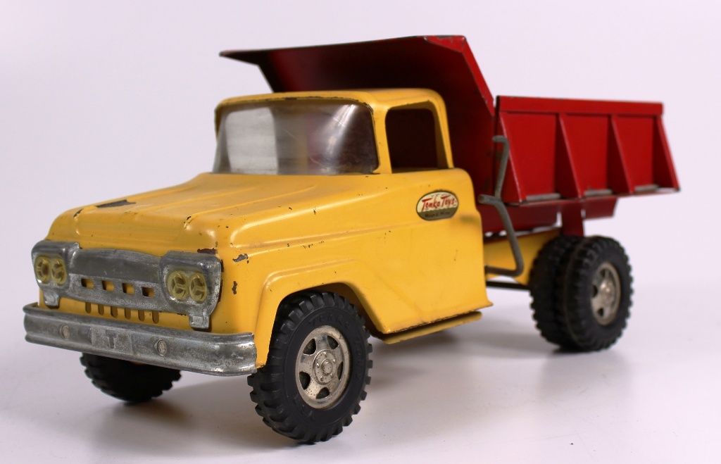 Машинки фирмы Tonka