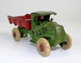 VINTAGE HUBLEY CAST IRON DUMP TRUCK CIRCA 1930s