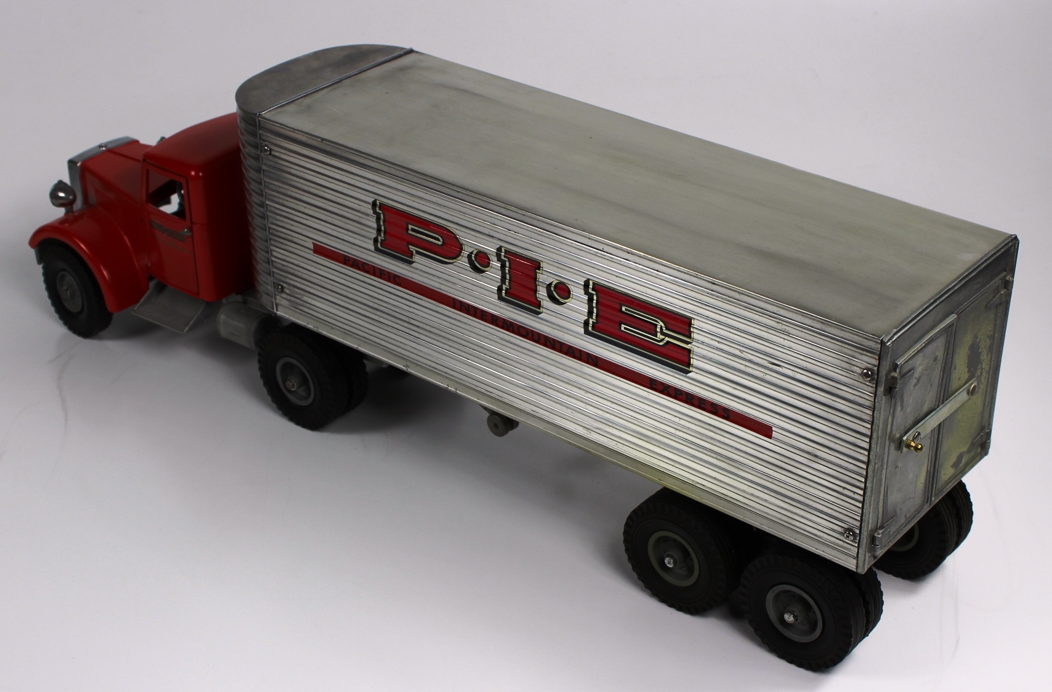 VINTAGE SMITH MILLER P I E SEMI TRUCK TRAILER Proxibid