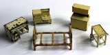 LOT OF VINTAGE TOOTSIETOY DOLLHOUSE / TOY FURNITURE