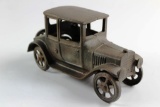 VINTAGE CAST IRON FORD MODEL T SEDAN - 8-1/4