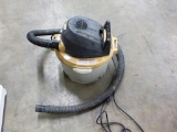 USED RIDGID 6 GALLON SHOP VAC