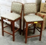LOT OF 2 WOOD BARSTOOLS WITH UPHOLSTERED SEAT AND BACK