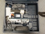 BOSCH AIRHAMMER STN150-18 NAIL GUN / STAPLER