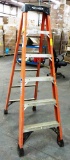 WERNER ORANGE 6FT FIBERGLASS LADDER