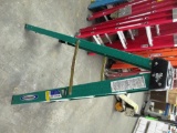 WERNER 4FT GREEN FIBERGLASS LADDER MODEL FS204 - MAX LOAD 225LBS