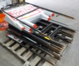 PALLET OF OPEN HOUSE SIGNS AND METAL SIGN FRAMES