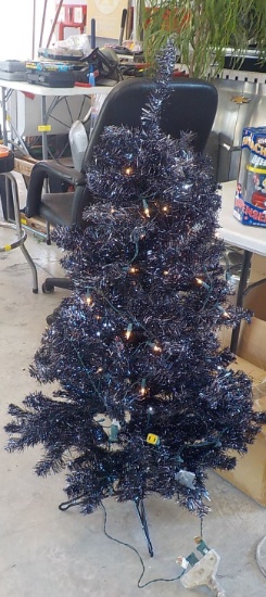 4FT PRE-LIT BLACK TINSEL / DARK PURPLE CHRISTMAS TREE