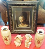 LOT OF VICTORIAN STYLE DÉCOR PIECES