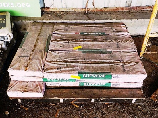 PALLET OF 12 NEW PACKAGES OF SUPREME COMPOSITE SHINGLES