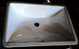 LOT OF 10 NEW OASIS SINKS