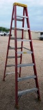 LOUISVILLE RED 8FT FIBERGLASS LADDER