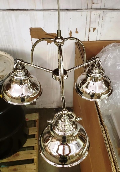 1 NEW, IN THE BOX: 3 LIGHTS CHANDELIER ASH19400M