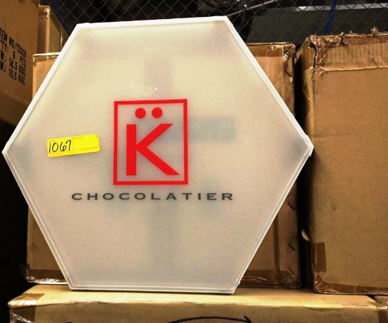 228 NEW PLASTIC OCTAGONAL BOXES FOR K CHOCOLATIER