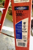 GOOD USED ORANGE WERNER 6FT FIBERGLASS LADDER