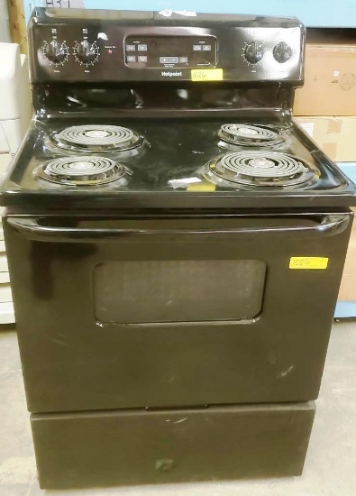 HOTPOINT BLACK ELECTRIC RANGE/STOVE DAMAGED IN SHIPPING