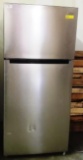 NEW VISSANI STAINLESS STEEL REFRIGERATOR - CUSTOMER RETURN