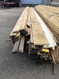 PALLET OF WOOD AND WOOD MOULDING / TRIM