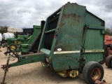 John Deere 530 Round Baler