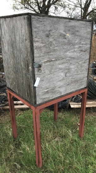 Homemade Job Box on Stand